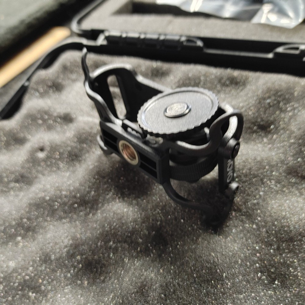 Zoom H4n Pro Recorder w/ Hard Case