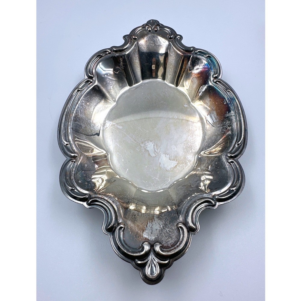 1930's Wakefield Silverplate Trinket Dish Ornate Scalloped Edge #548