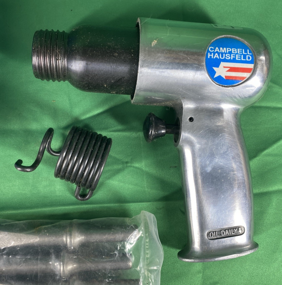 NEW Campbell-Hausfeld Chisel/Hammer Model TL1003 with Bits