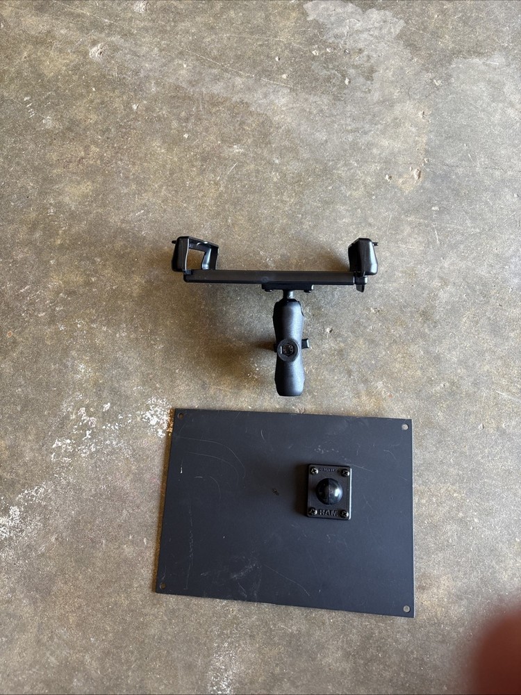 Ram Tablet Mount System For Frightliner Cascadia