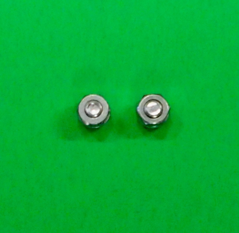 LEE Bin Bracket or Bench Plate-(2) Screws-w/Nuts-NEW