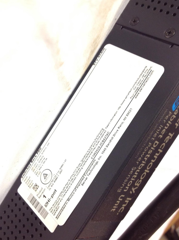 SERVER Technology STV-4540C 24 Outlets Switched Rack Power Distribution Unit