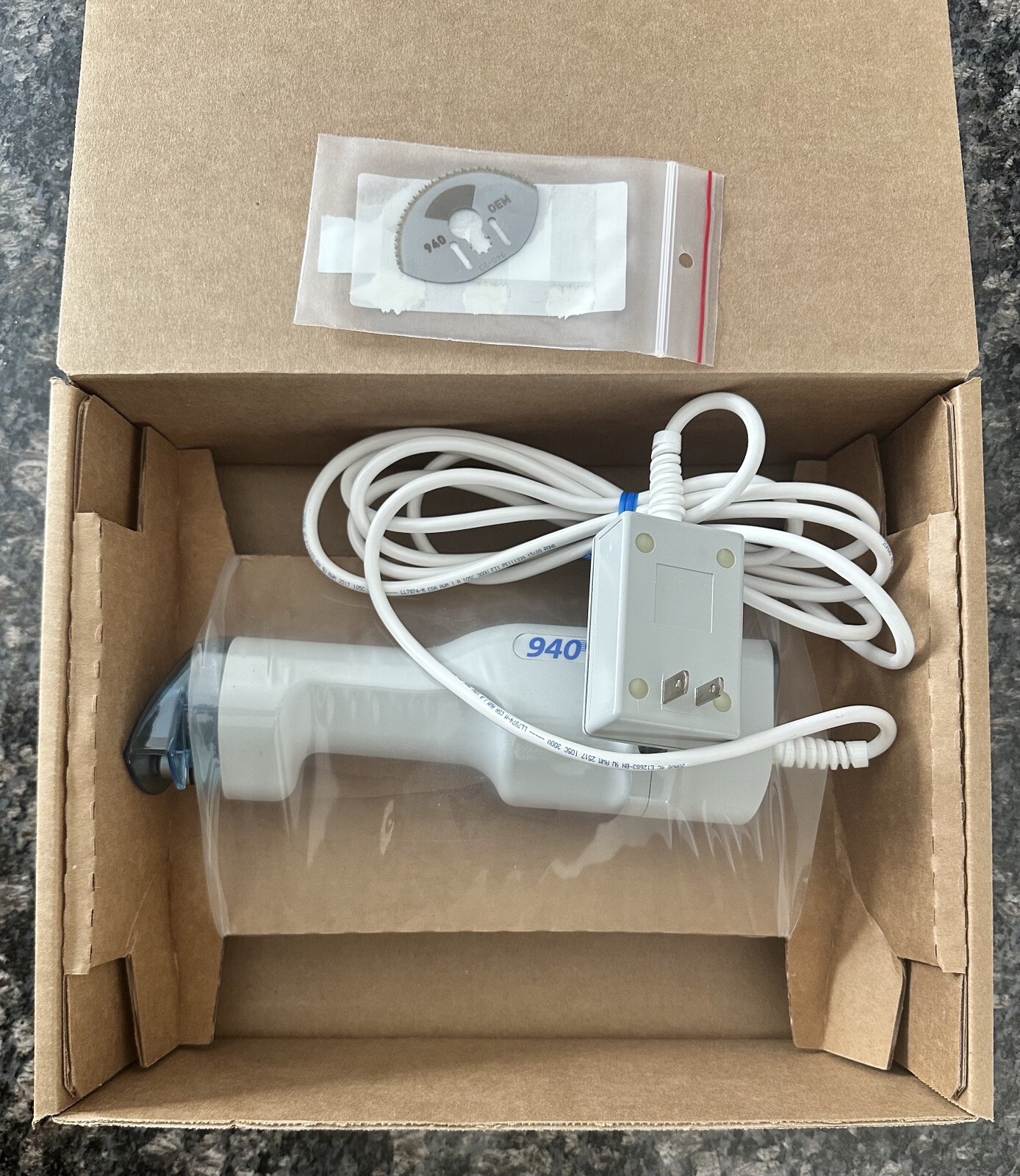 Stryker 940 cast saw replacement W/ Blade