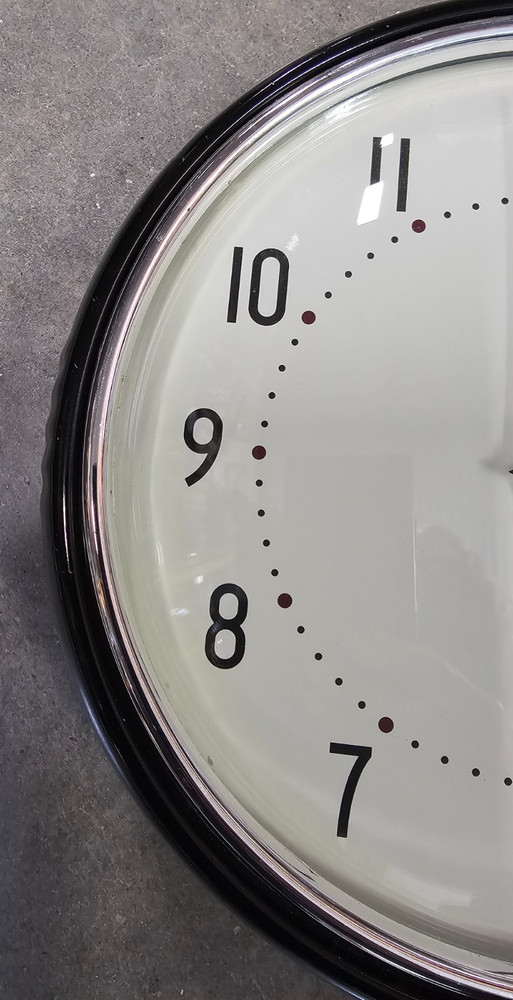 9.5" Retro Metal Wall Clock Black - Infinity Instruments