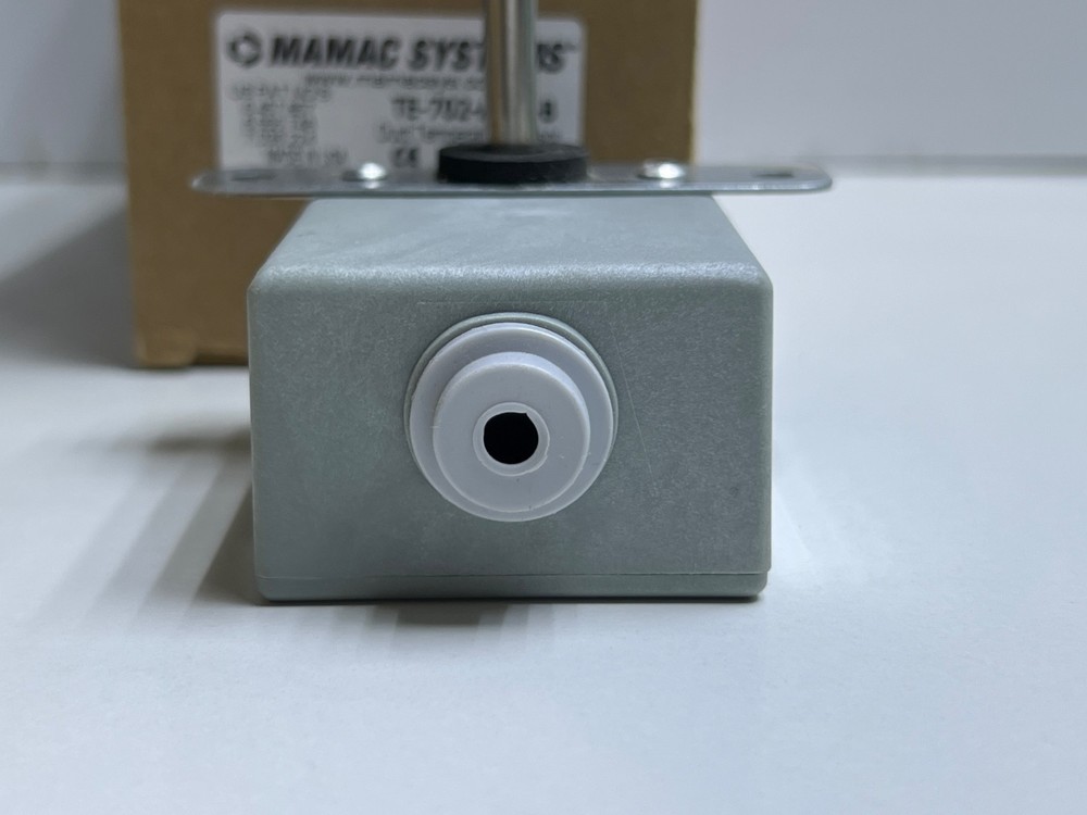 (Lot 2 Pcs) Mamac Systems TE-702-A-17-B Duct Temperature Sensor