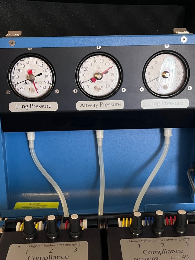 Pre-Owned IngMar Model SB 2000 Dual Compartment Lung Test Demo Simulator