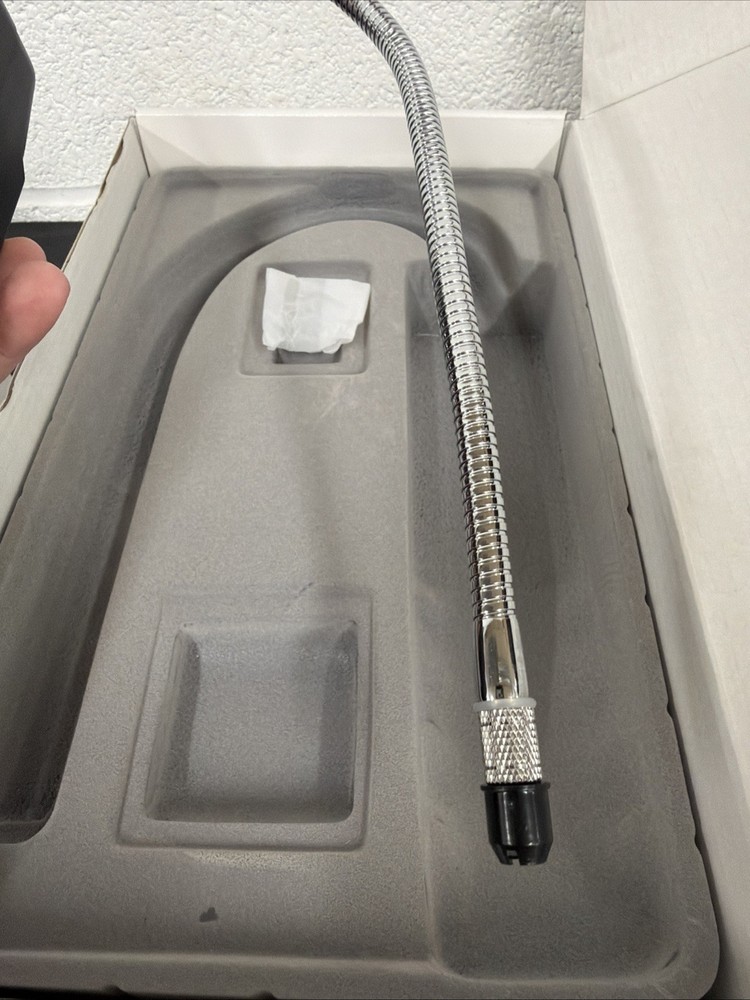 HLD-100+ Halogen Leak Detector - ECS