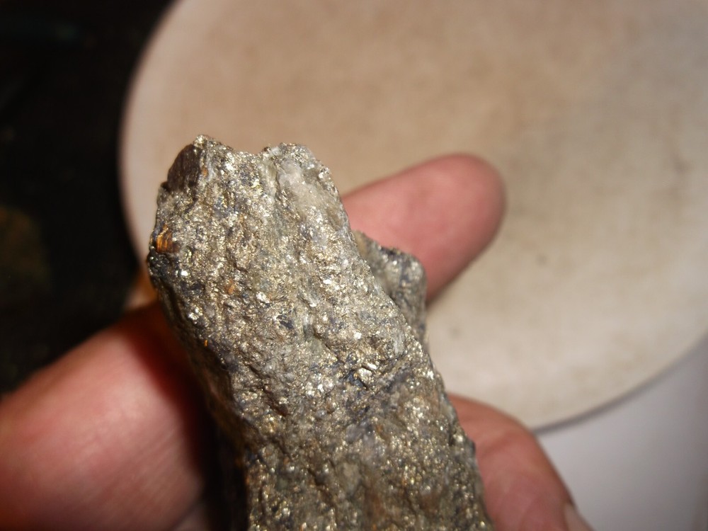 Gold, silver, copper, 139 grams samples ,ore high grade .