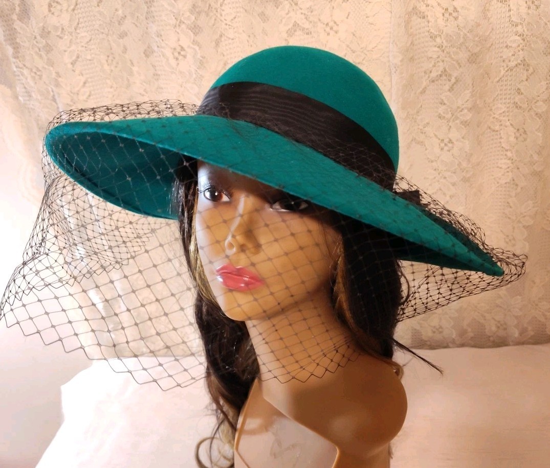 Vintage Geo.W. Bollman Women's Felt Hat With Veil 100% Wool Green with Black