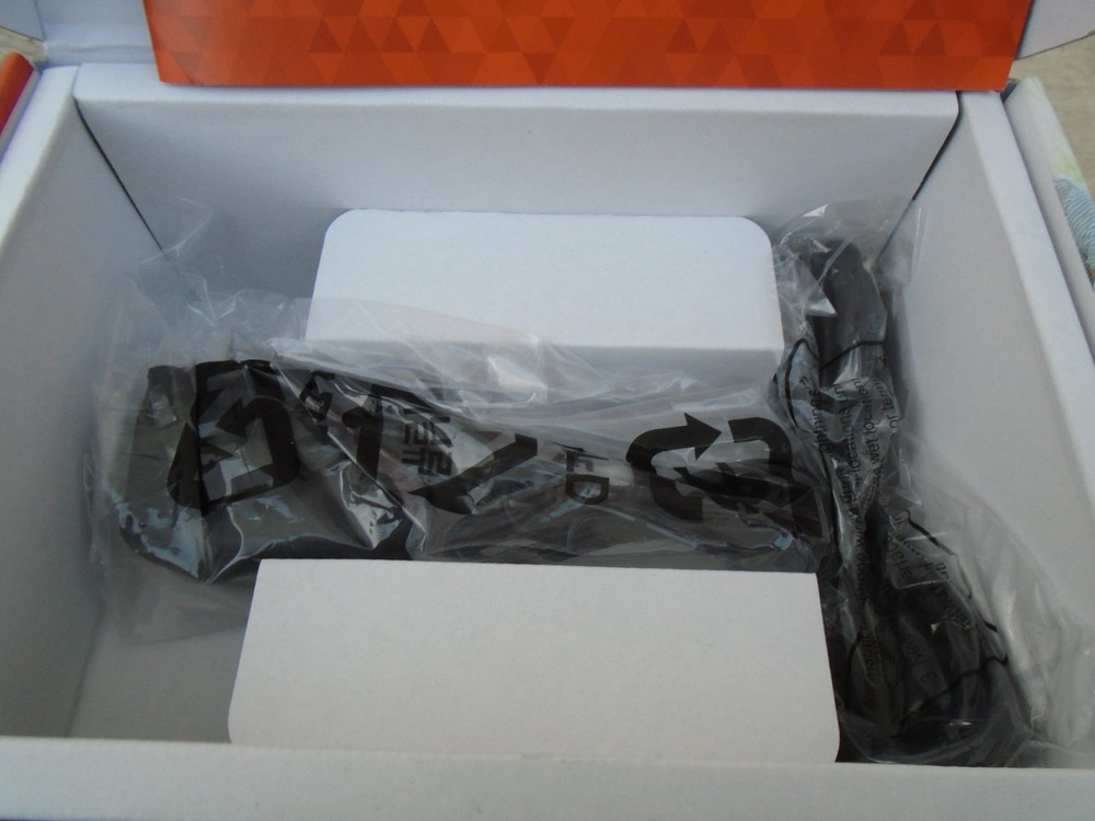 AS IS Vera Plus US Advanced Smart Home Controller, Z-Wave, Bluetooth Zigbee WiFi