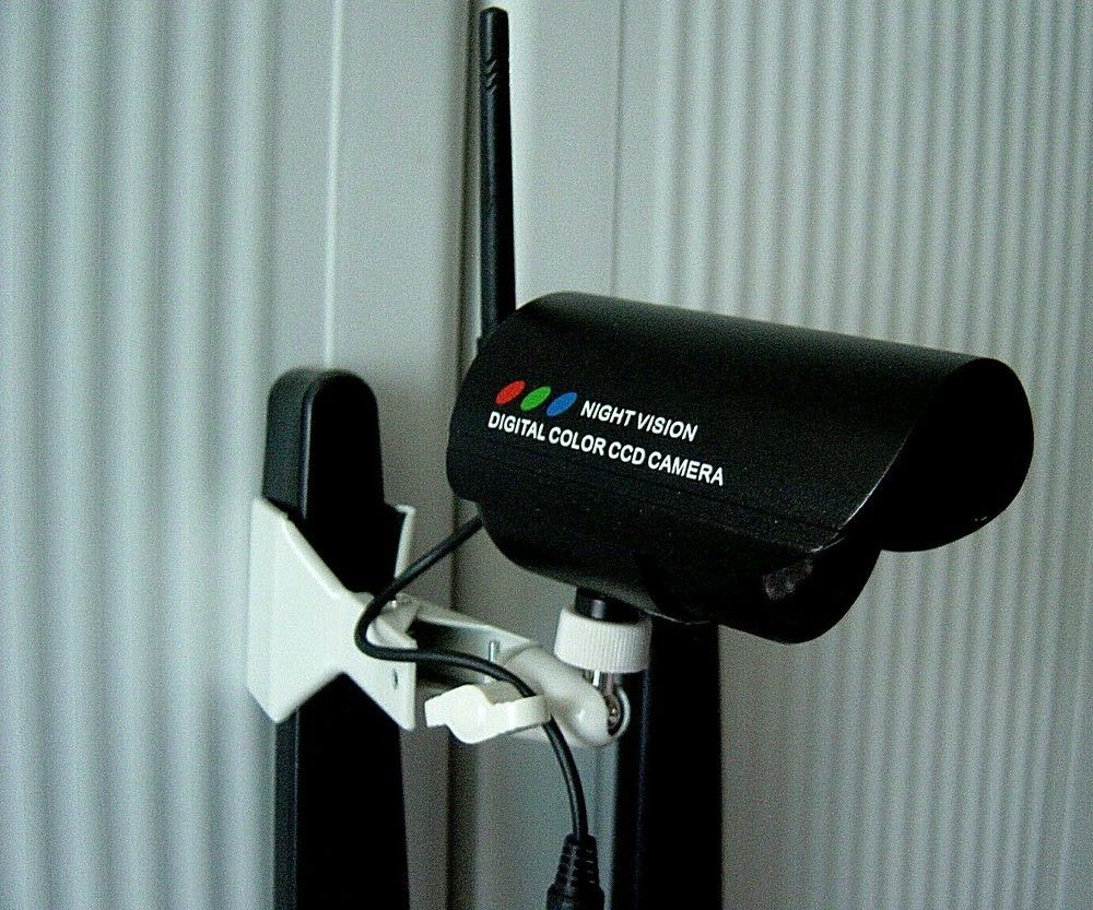 BRACKET CLAMPING OF CCTV CAMERA, 180 DEGREE POSITION ADJUSTABLE,