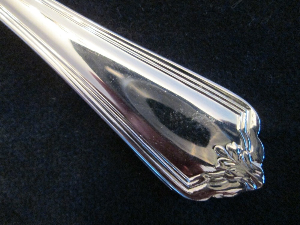 TEA SPOON! Vintage WORLD TABLEWARE silverplate: CLASSIC pattern: EXC