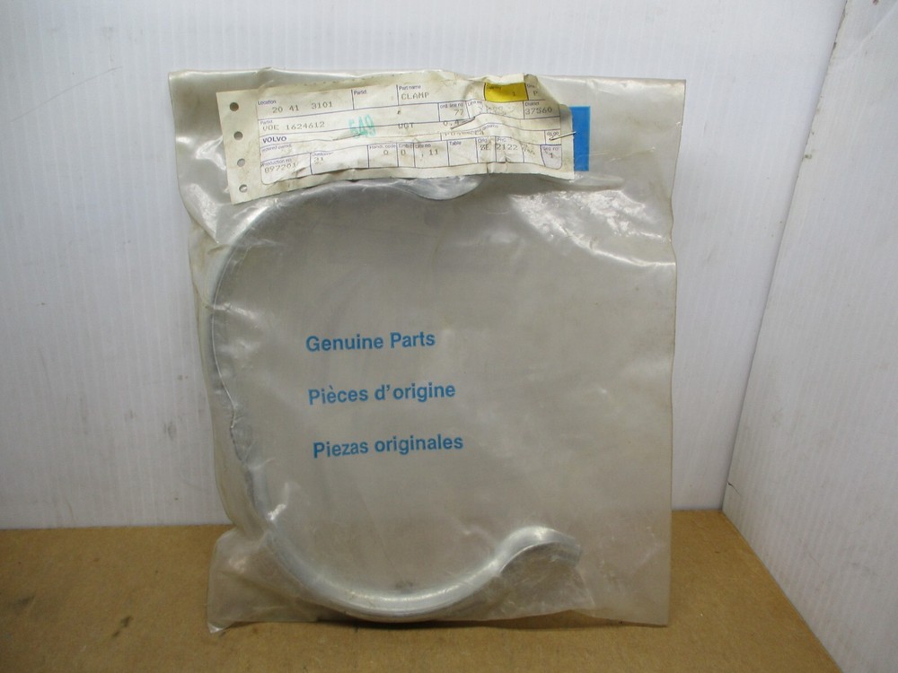 Volvo VOE1624612 CLAMP