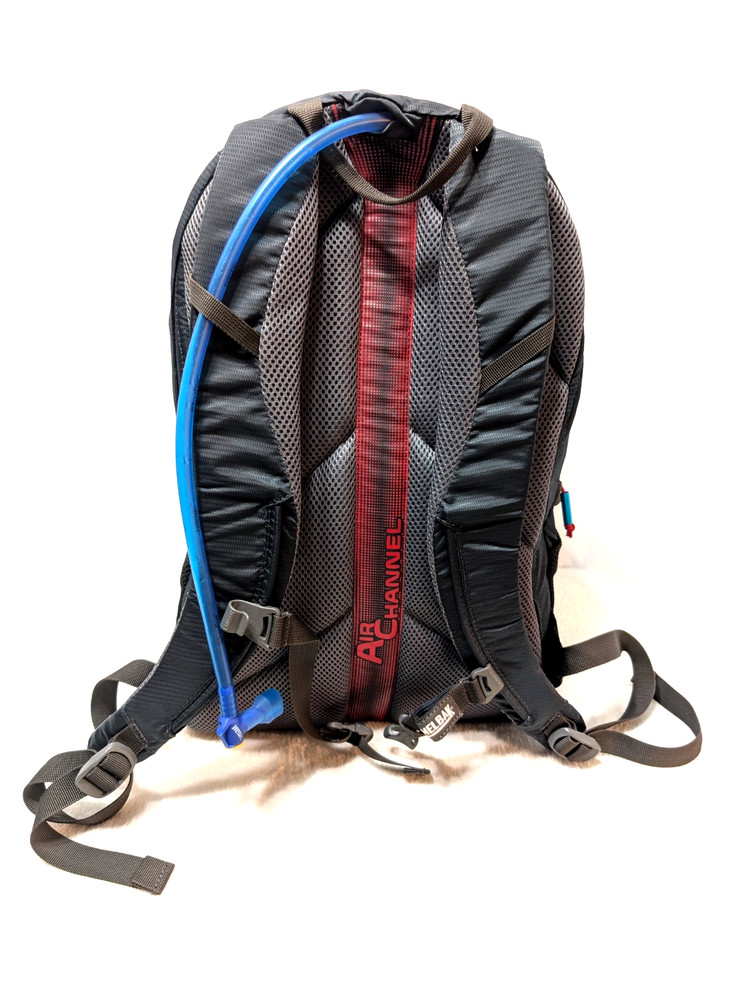 Camelbak Cloud Walker 18 Hiking Backpack 70 oz Hydration Pack Dark Grey Red