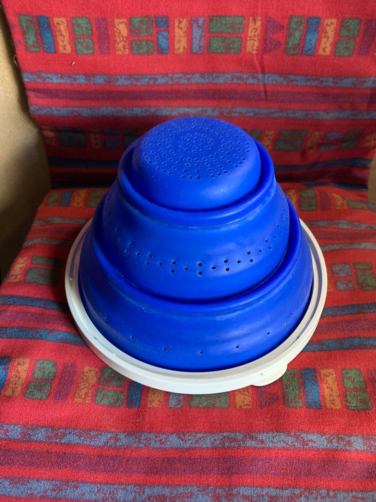 Blue Collapsible 9" Silicone  Colander