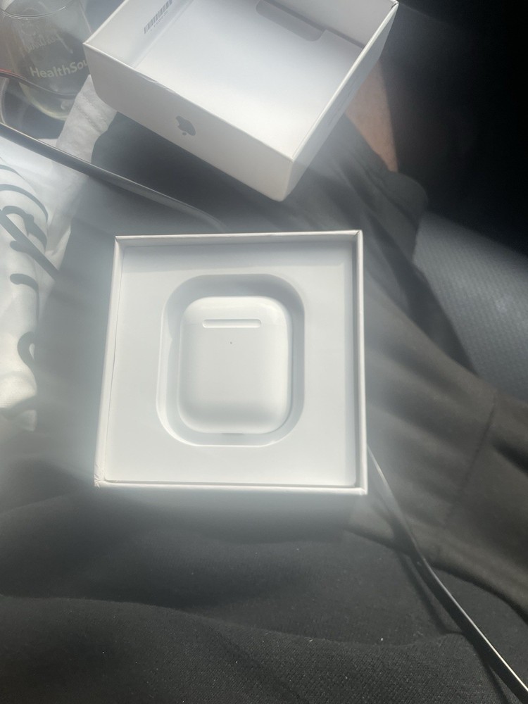 Apple AirPods with Charging Case