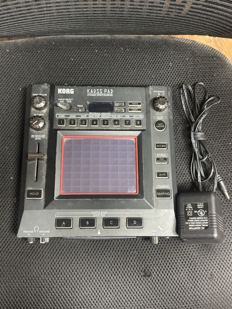 Korg KP3 Kaoss Pad Dynamic Effects Sampler