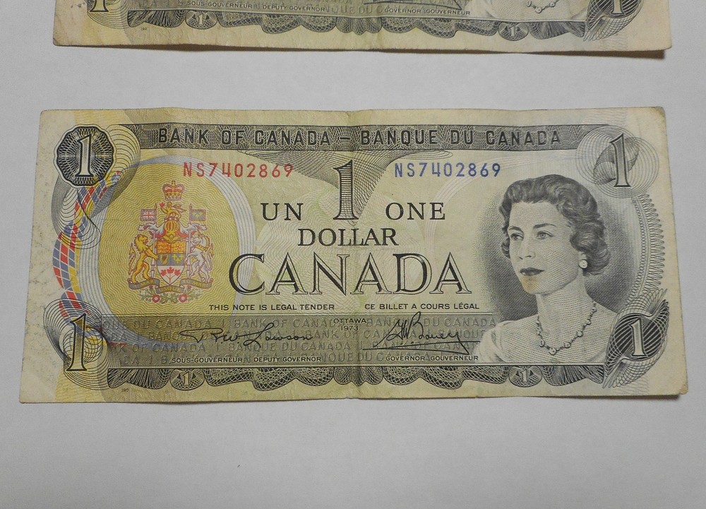 2 1973 One Dollar Notes Bills Canada Lot