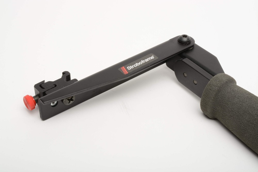 Stroboframe Quick flip 35mm camera flash bracket, Nice & Clean