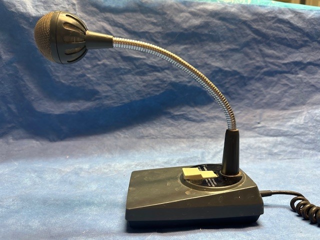 YAESU YD-148 microphone
