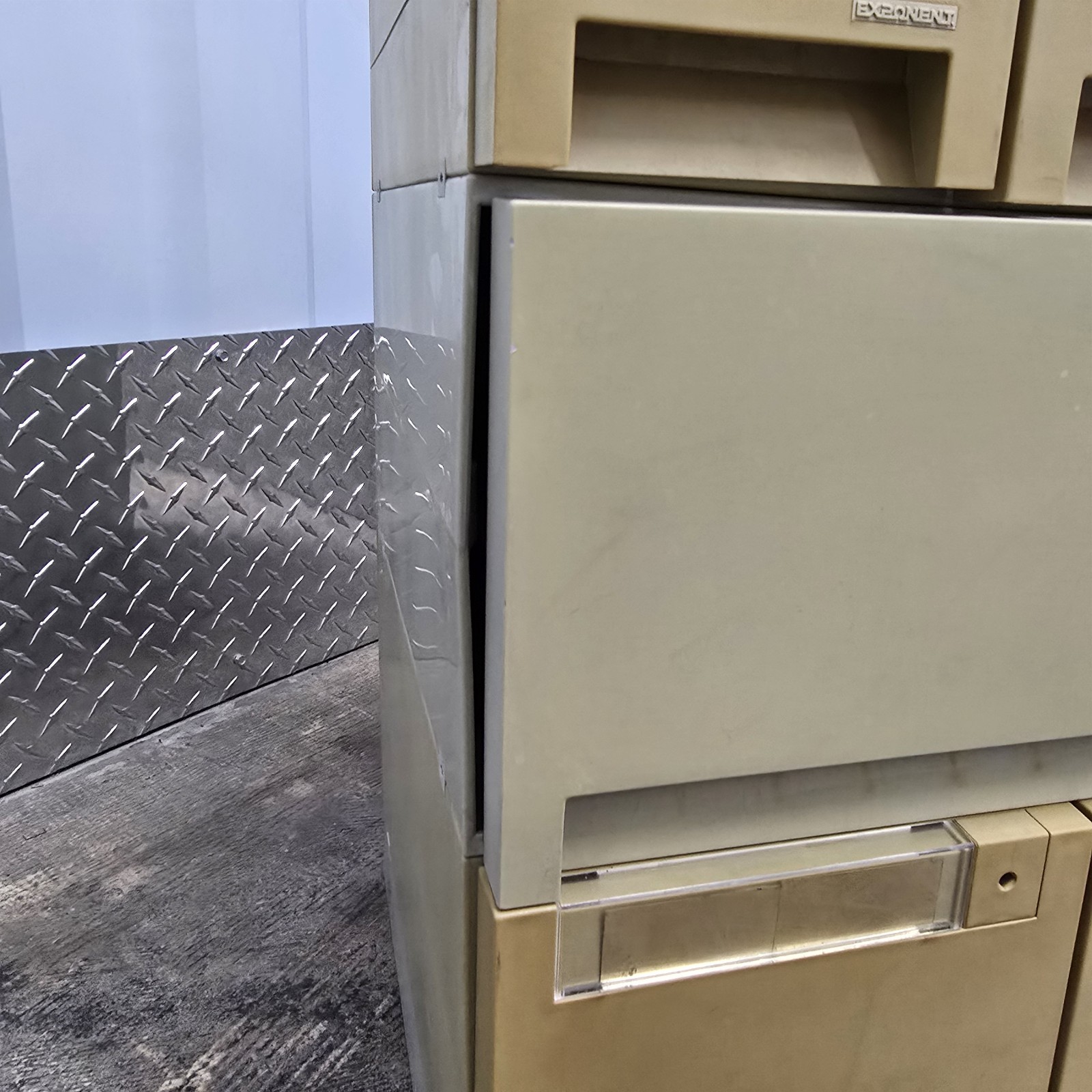 Exponent Vintage 9 Drawer Media Storage 3.5" & 5.25" Floppy Disk 1988 Italy