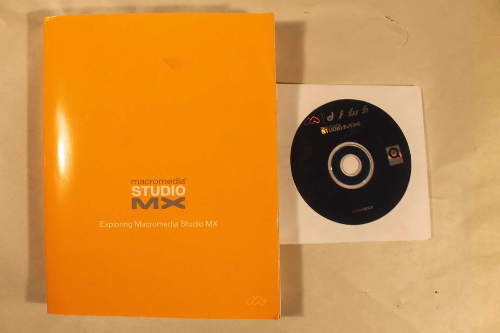 Macromedia Studio MX With Manual