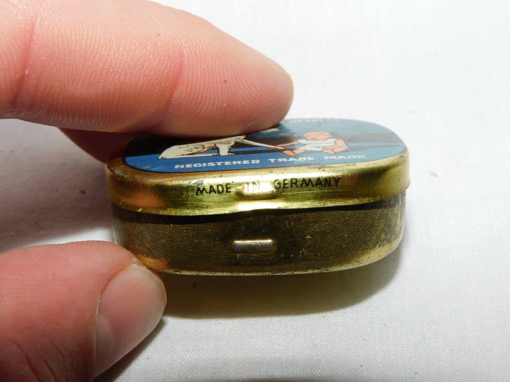 ANTIQUE " MARSCHALL " PHONOGRAPH / GRAMOPHONE TIN NEEDLE BOX - GERMANY