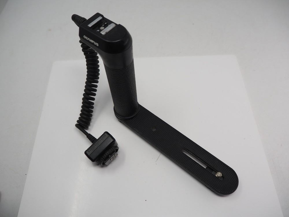Olympus FL-BK01 Flash Bracket w/Cord