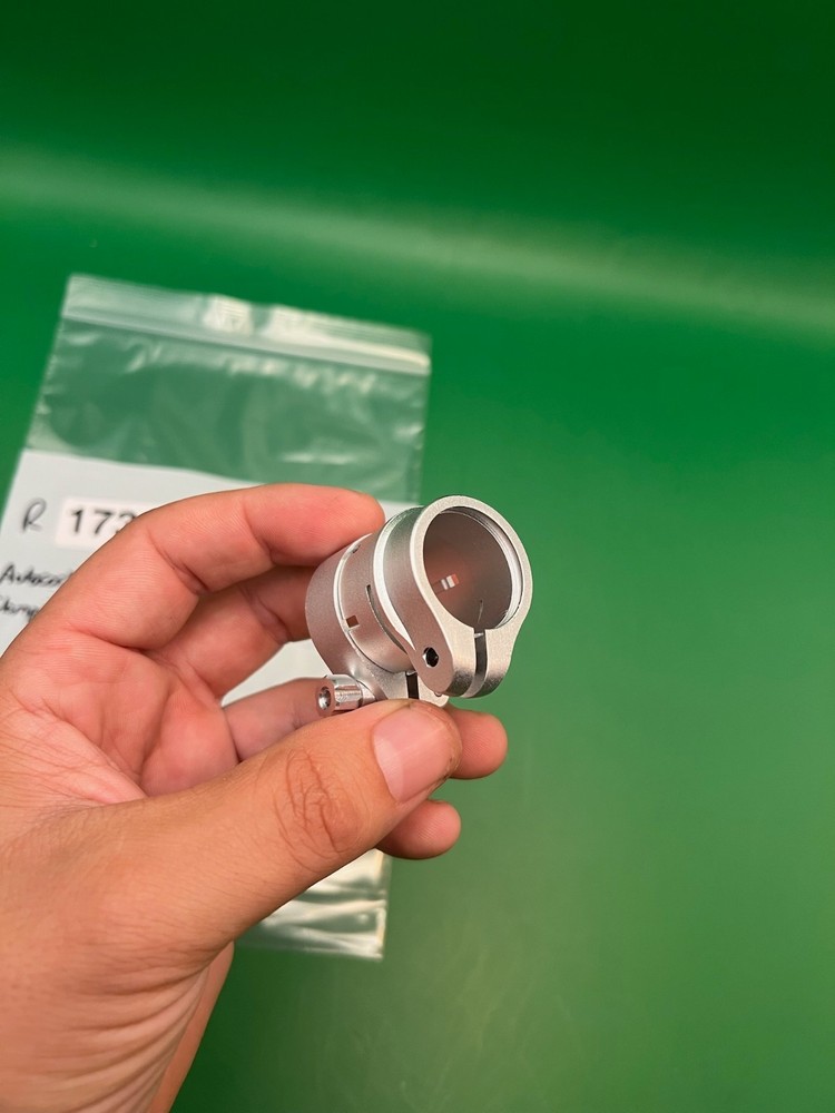 Autococker Clamping Feedneck