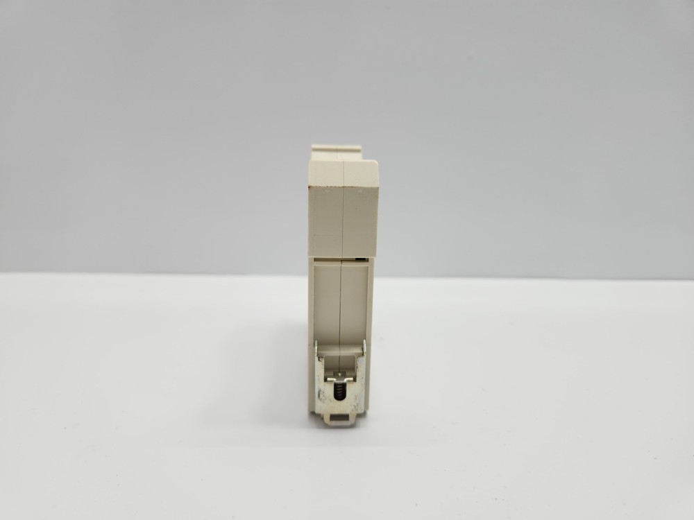 ABB TR104 RAIL MOUNTED TEMPERATURE TRANSMITTER