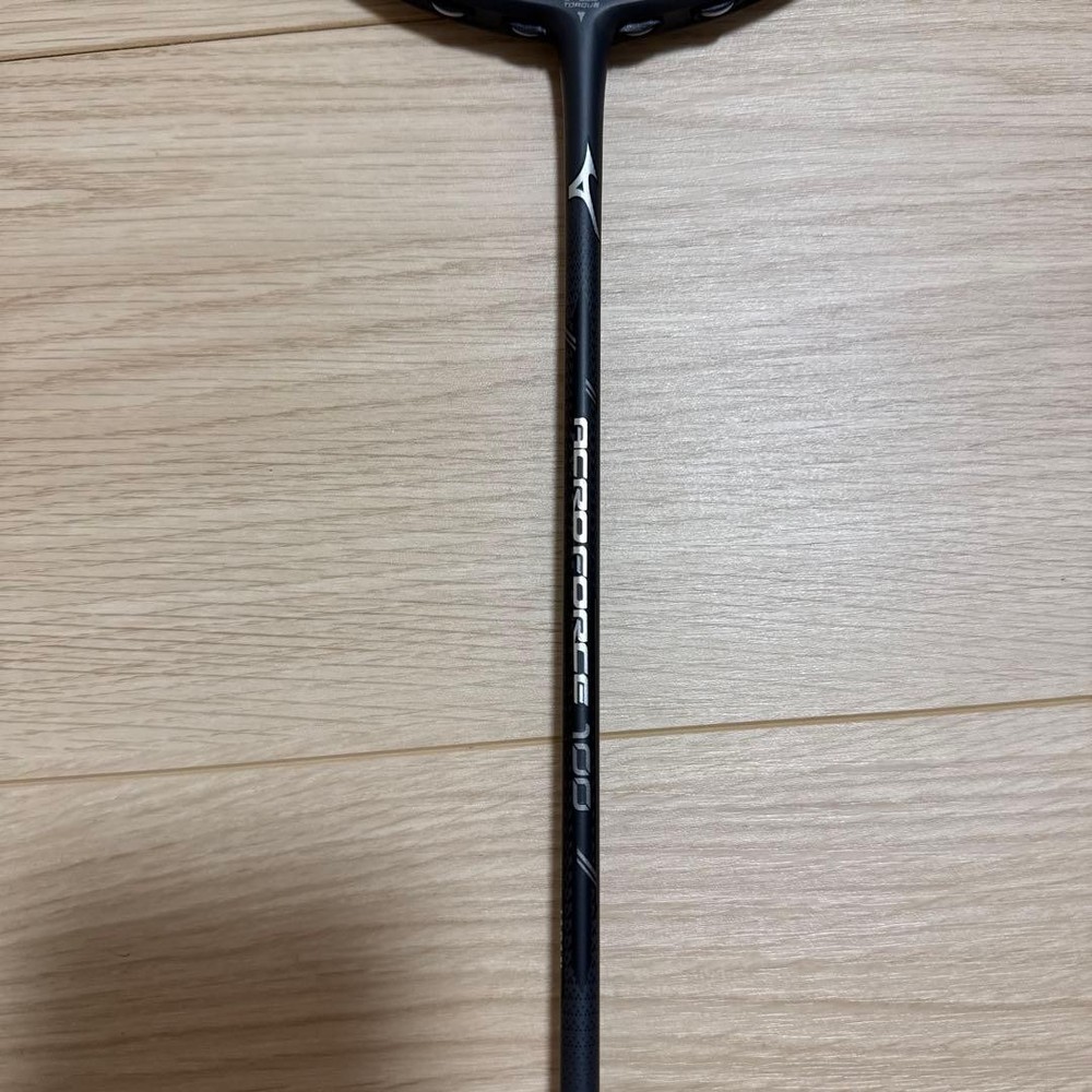 Acroforce 100 4UG6 Badminton Racket