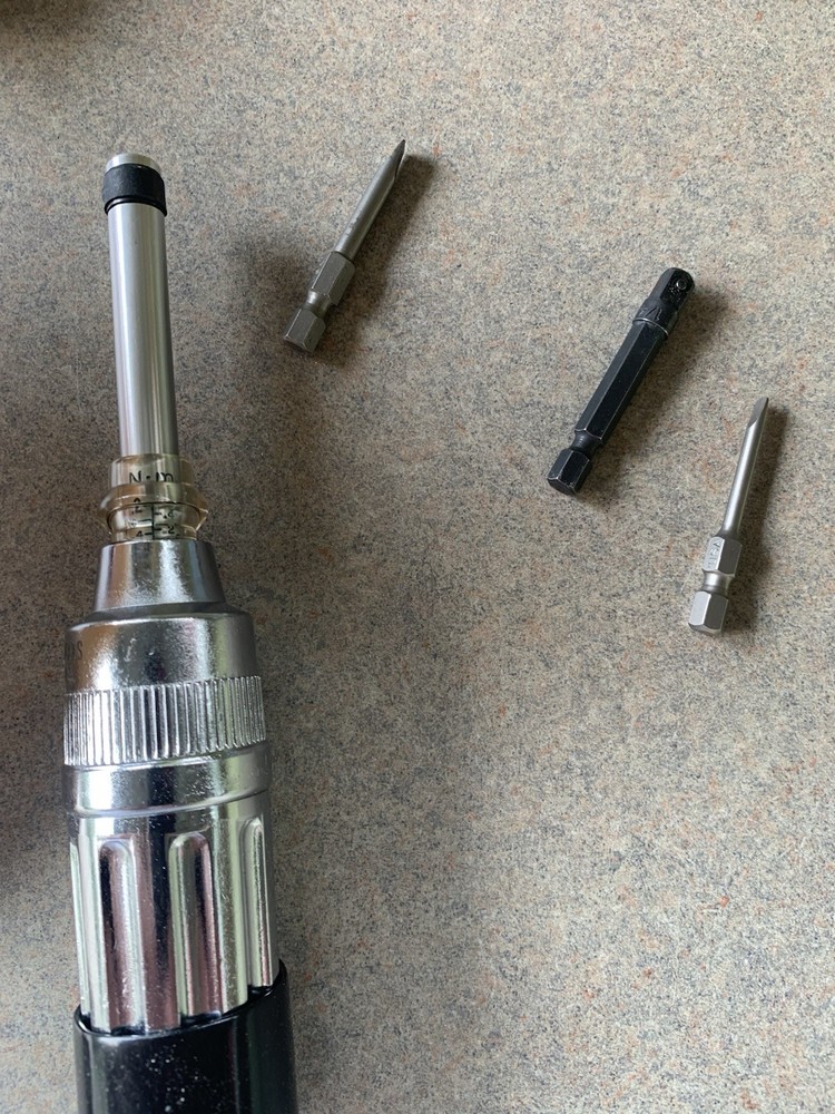 Klein 57035 Torque Screwdriver w Bits Adjustable 1/4” Hex USA Tool