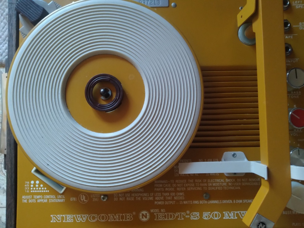 Newcomb EDT-S 50 MV Record Player