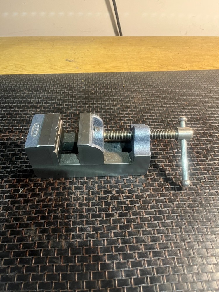 Eron 2-1/2 Drill Press Vise Excellent