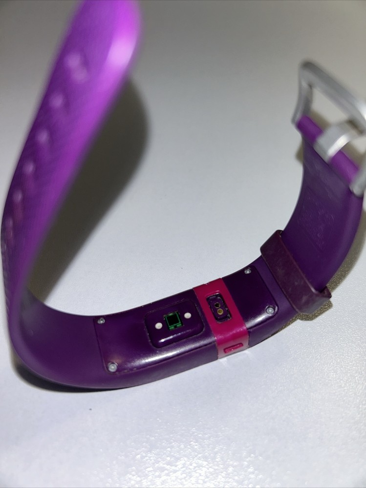 Fitbit Activity Tracker *NO POWER*