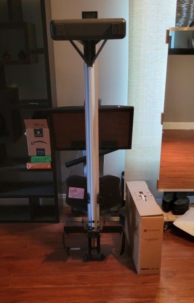 AVIRON Rowing Machine