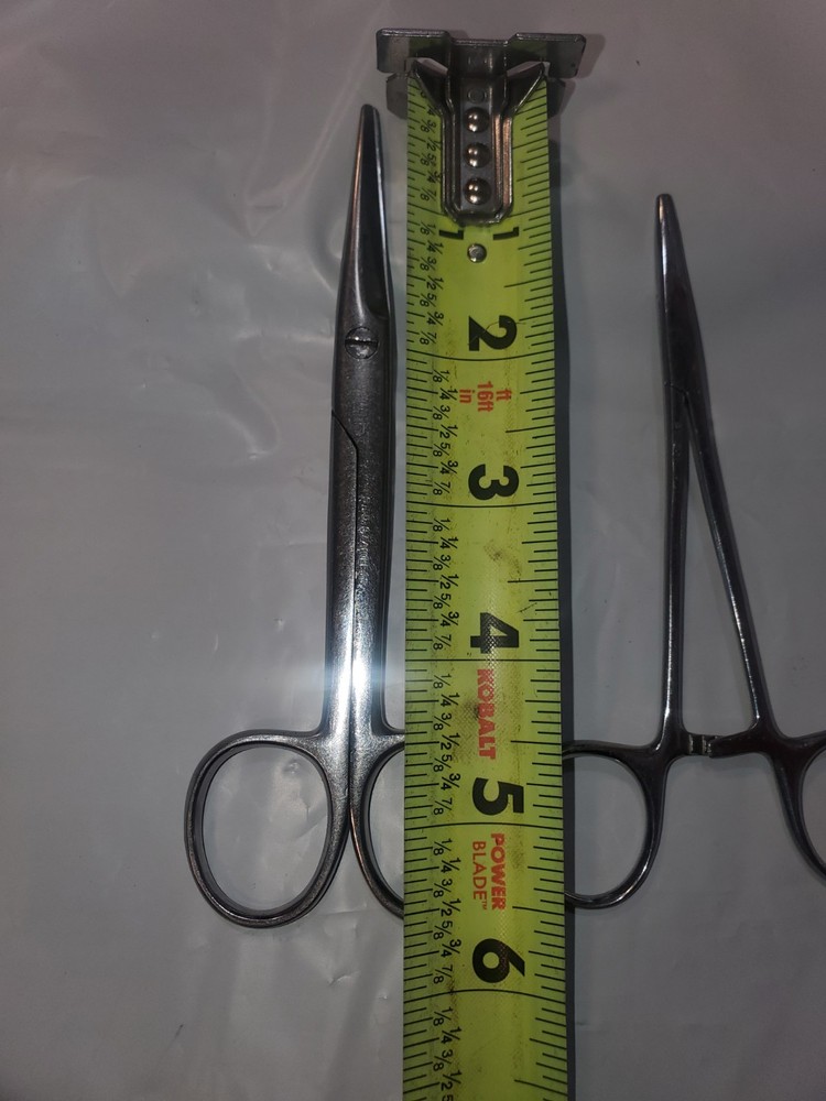 2 Pcs Surgical Instruments 5" Smooth forceps and 5.75"scissors