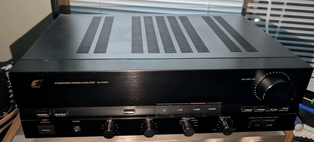 Sansui AU - X301i Integrated Stereo Amplifier