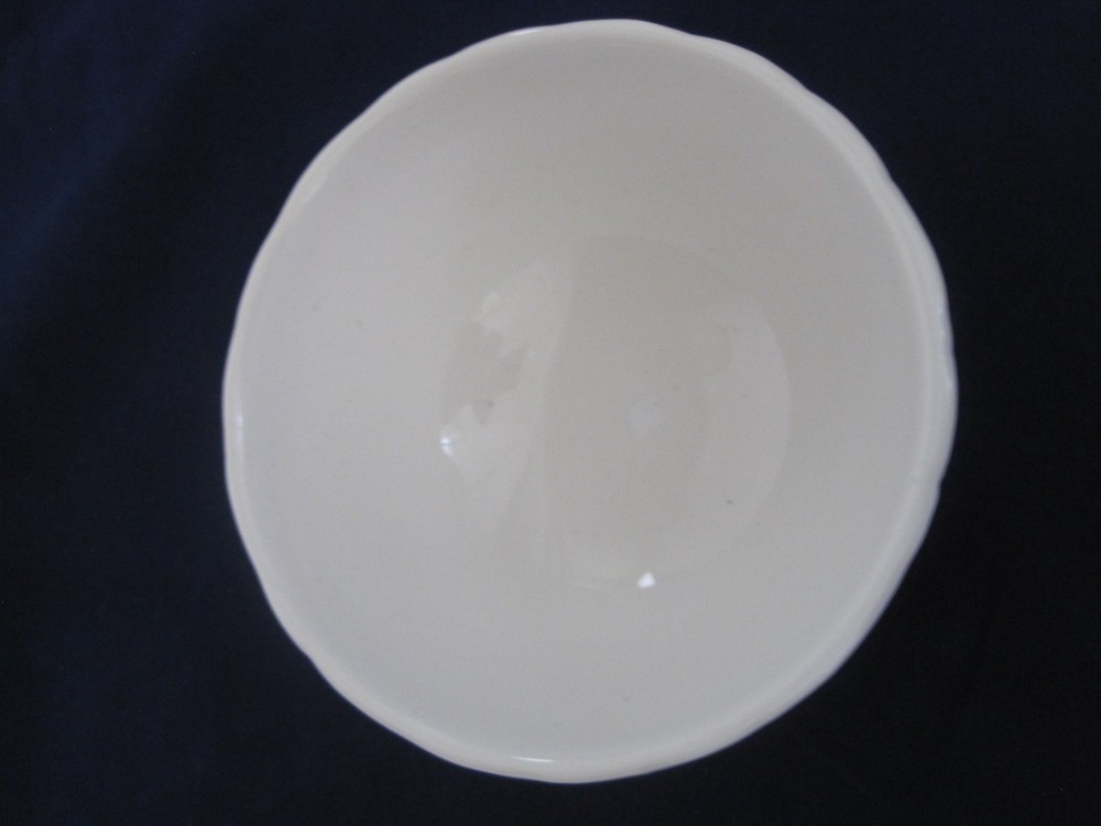 Small Fruit Bowl Marked B Fruit Cream Ivory VINE