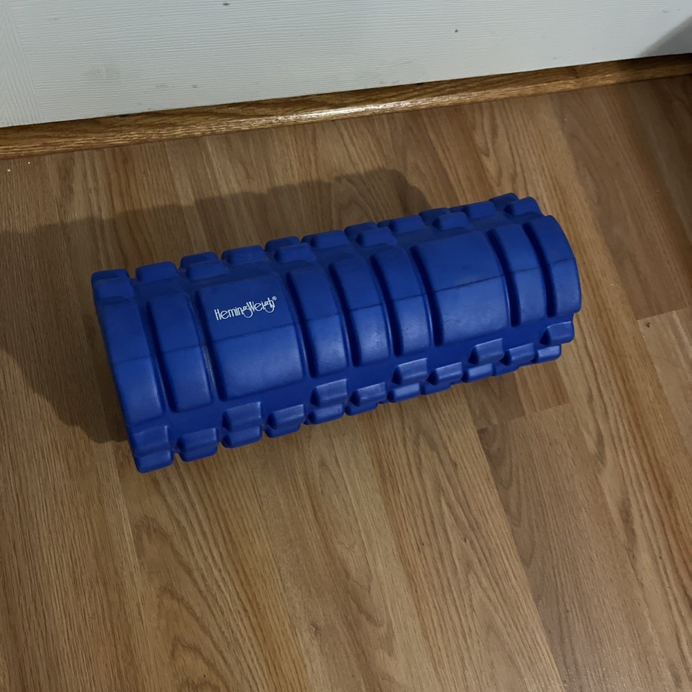 Hemingweigh Deep Tissue Foam Roller Extra Firm Texture Durable Hollow Core 13"