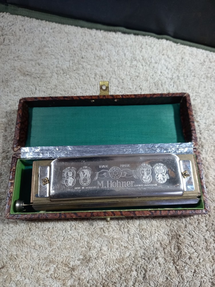 M.Hohner The Chromonica
