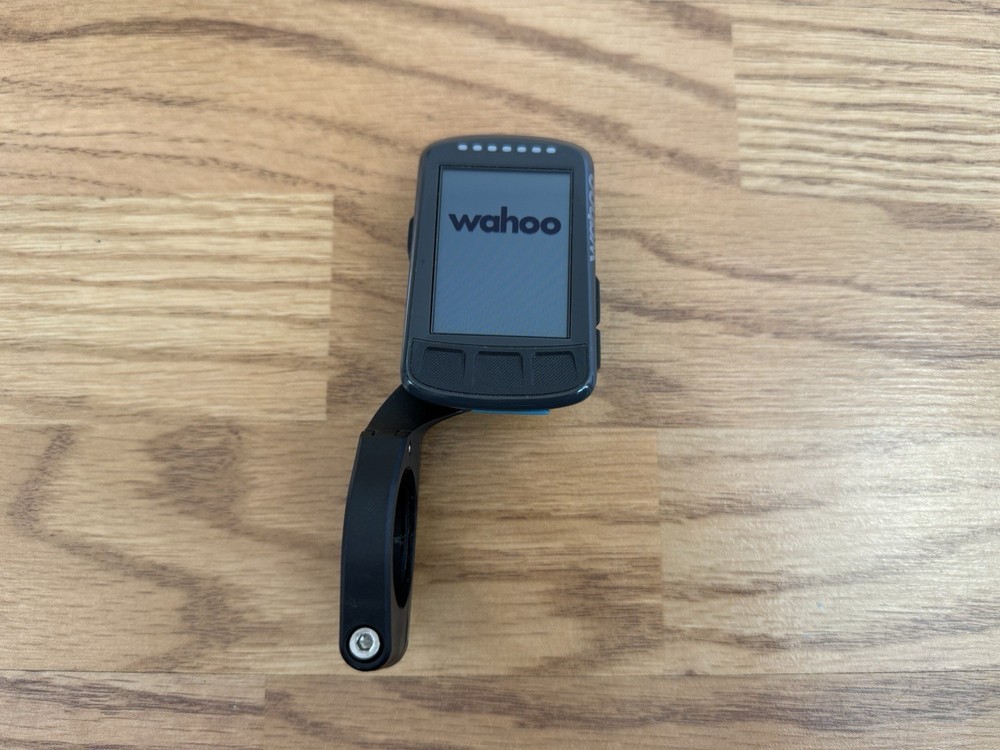 Wahoo ELEMNT BOLT V1 GPS Bike Computer