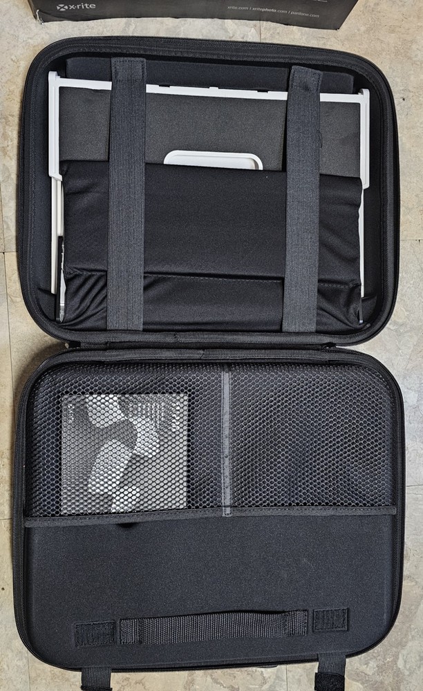 EFI ES-2000 SPECTROPHOTOMETER and CARRING CASE