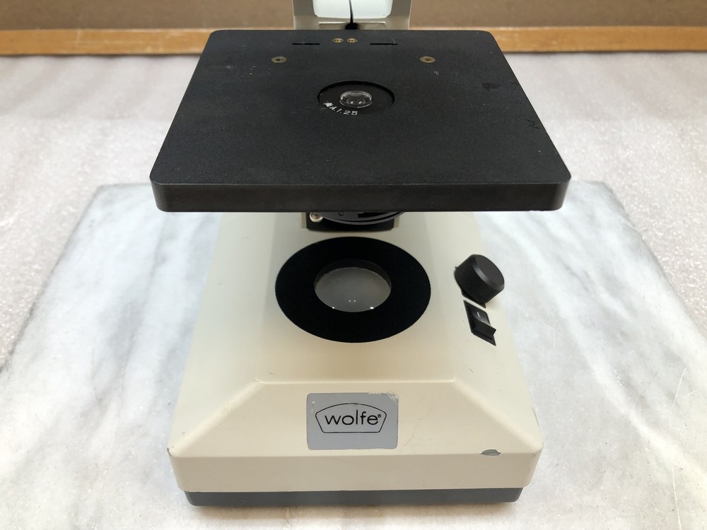 Wolfe Biology Laboratory Binocular Microscope Manual Stage No Objective / Lens