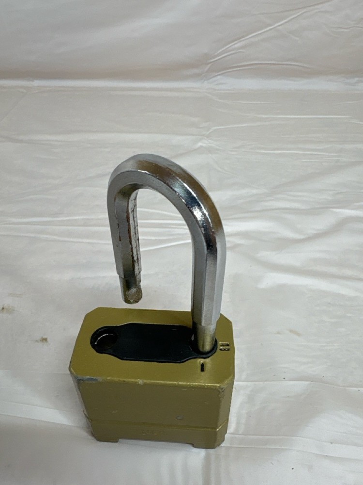 MASTER LOCK M175XDLF (J31004406)