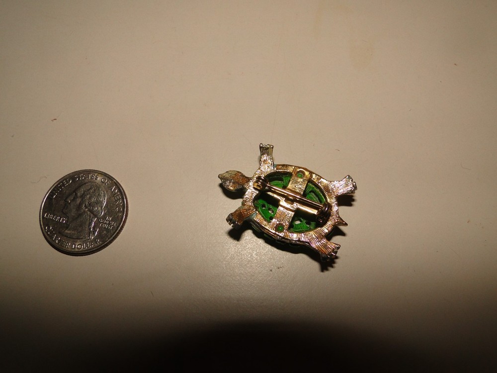 Green Shell Turtle Pin Brooch