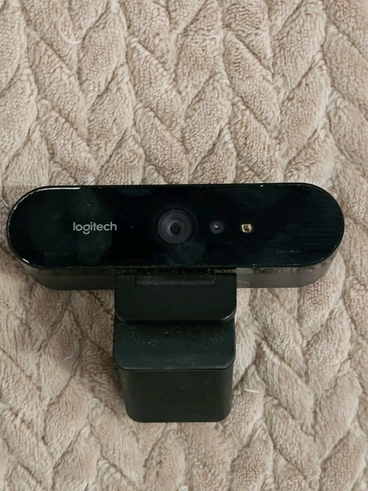 Logitech USB-C Webcam Black for Computer High-Quality Video Calling Streaming