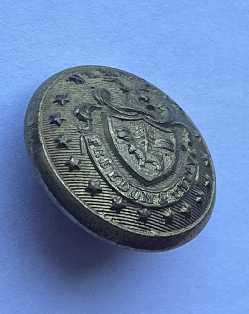 Vermont Civil War - Indian War Button 2 piece Waterbury