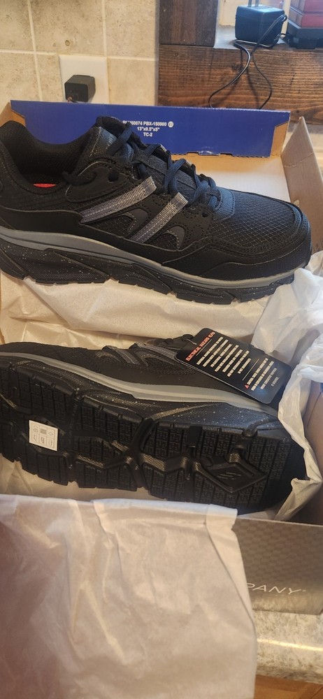Mens 8 Comp Toe Shoes