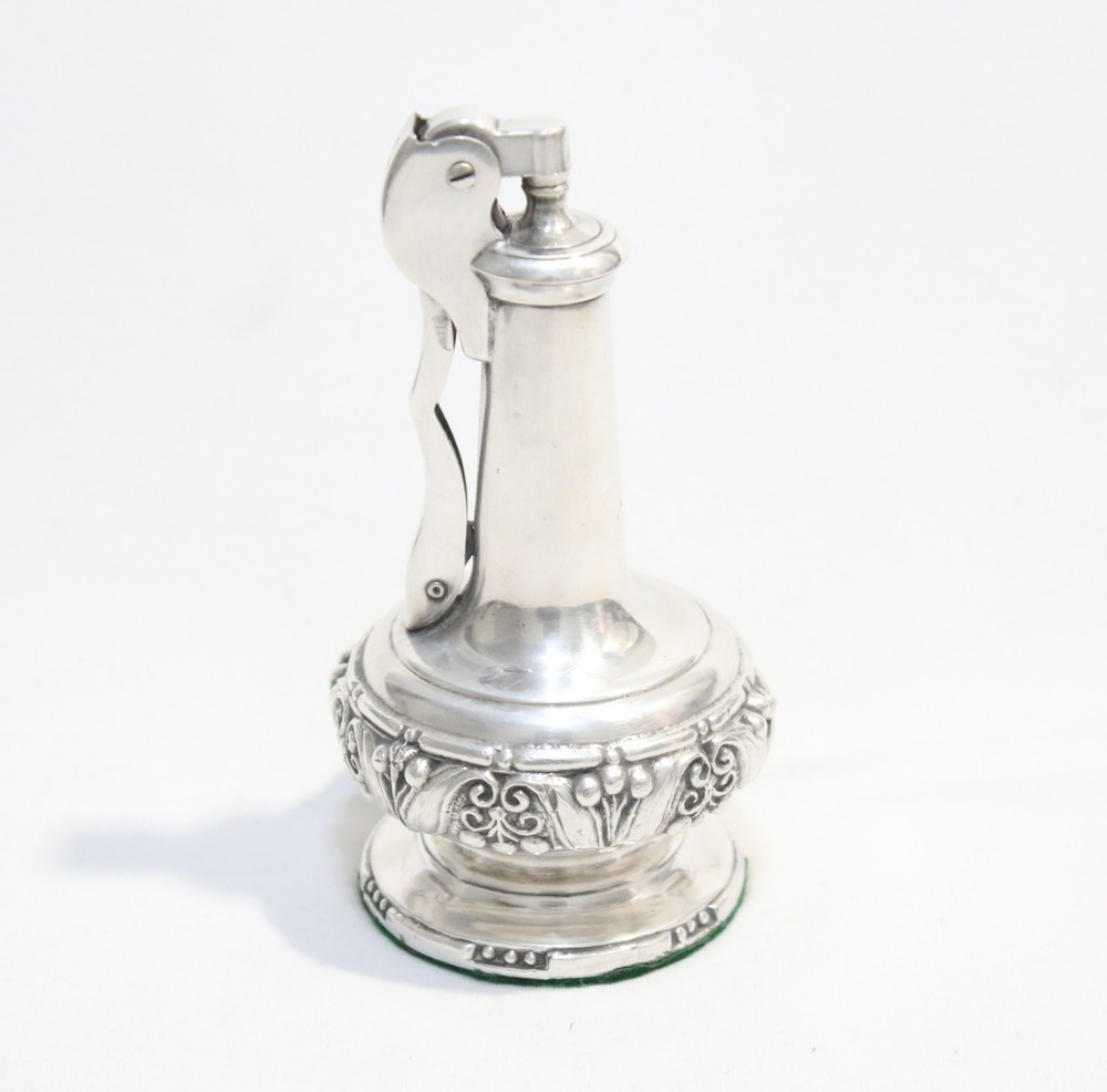 Vintage Silver Plate Ronson "DECANTER " Table Lighter Working Condition